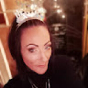 Meet your Posher, Dannii